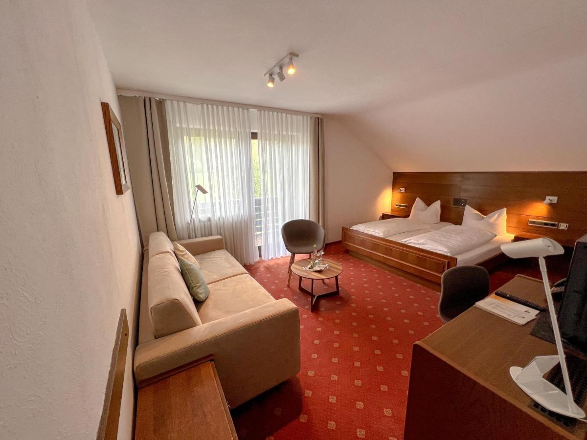 Hotel Lindenhof Hubmersberg Pommelsbrunn Buitenkant foto