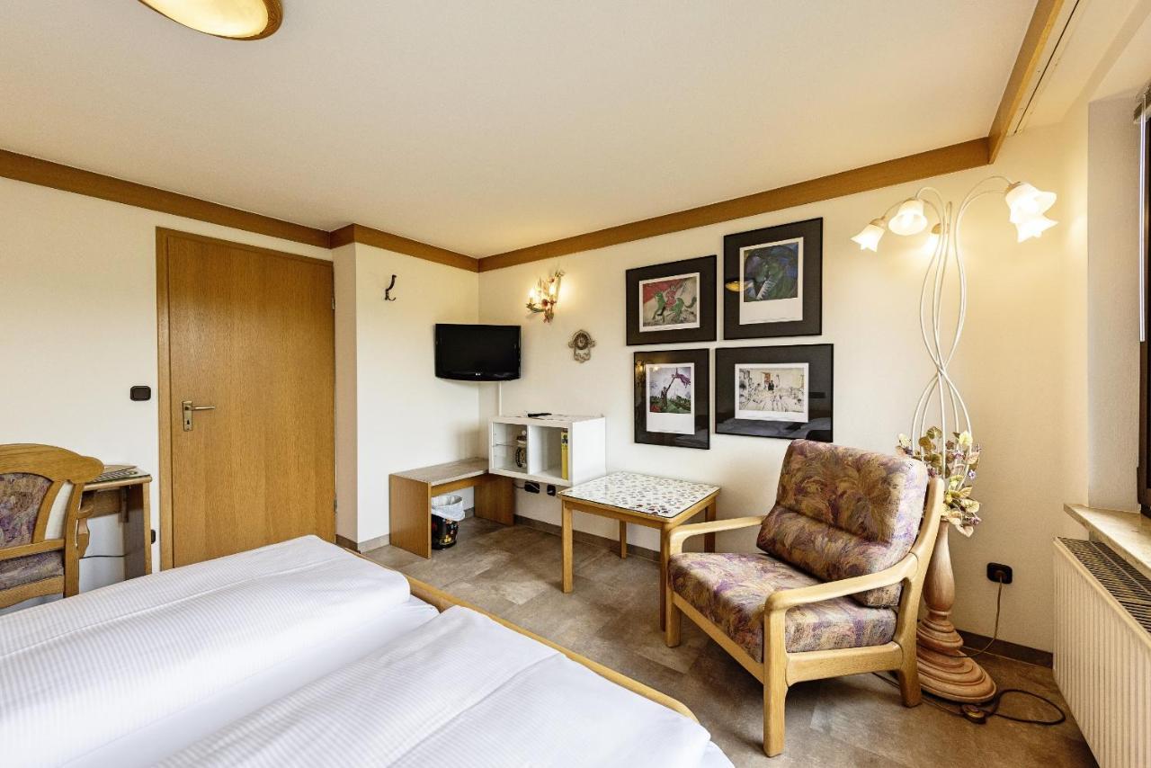 Hotel Lindenhof Hubmersberg Pommelsbrunn Buitenkant foto