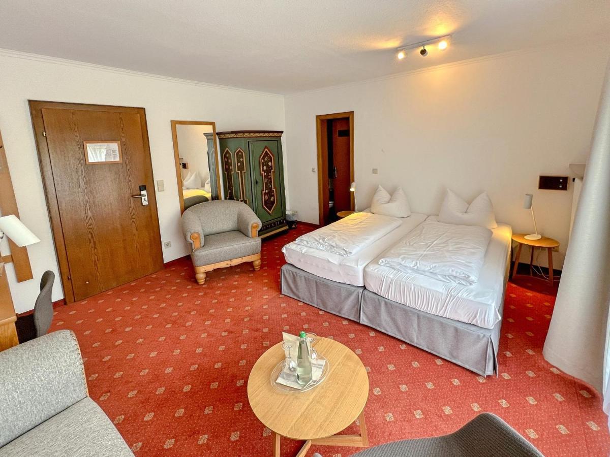 Hotel Lindenhof Hubmersberg Pommelsbrunn Buitenkant foto