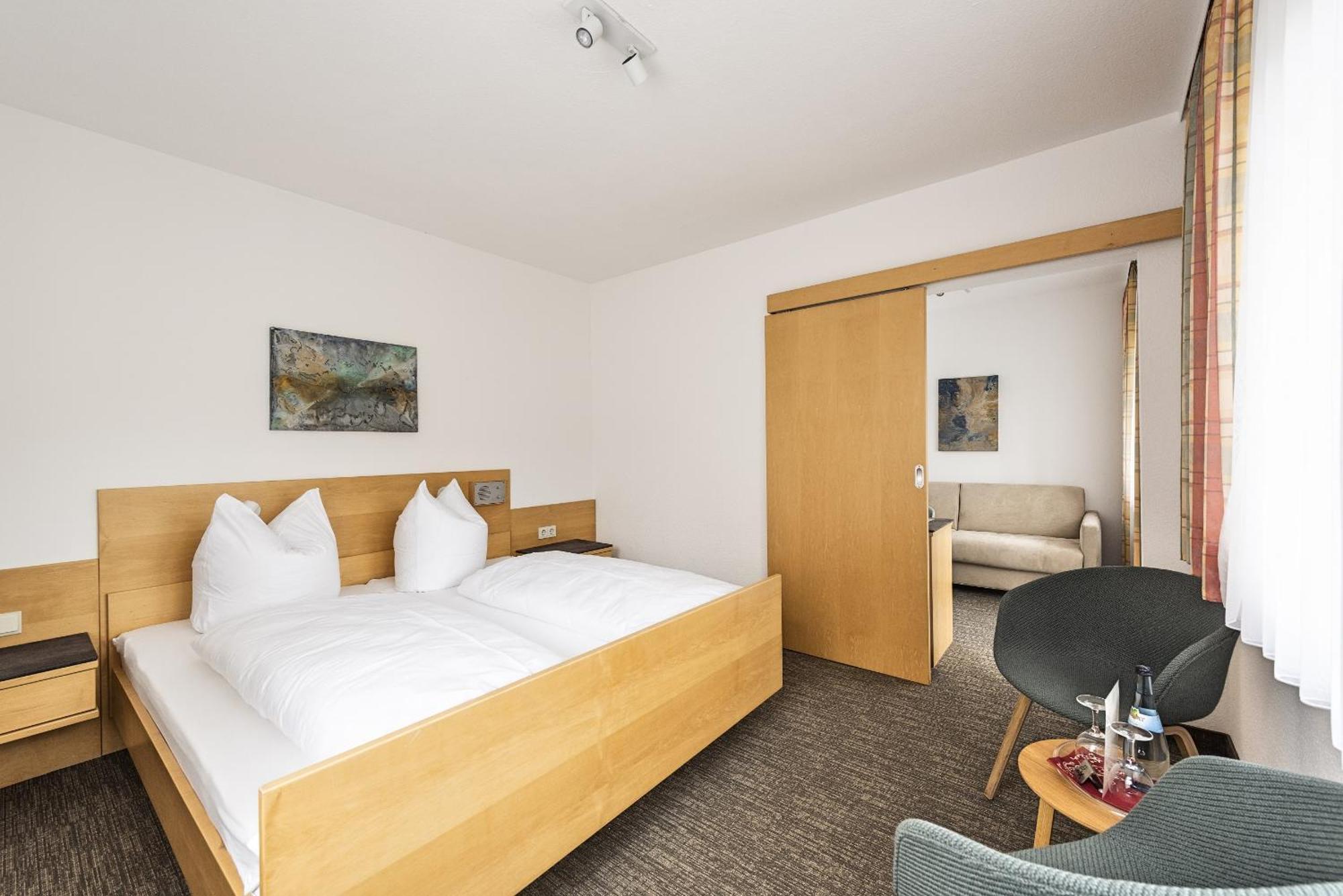 Hotel Lindenhof Hubmersberg Pommelsbrunn Buitenkant foto